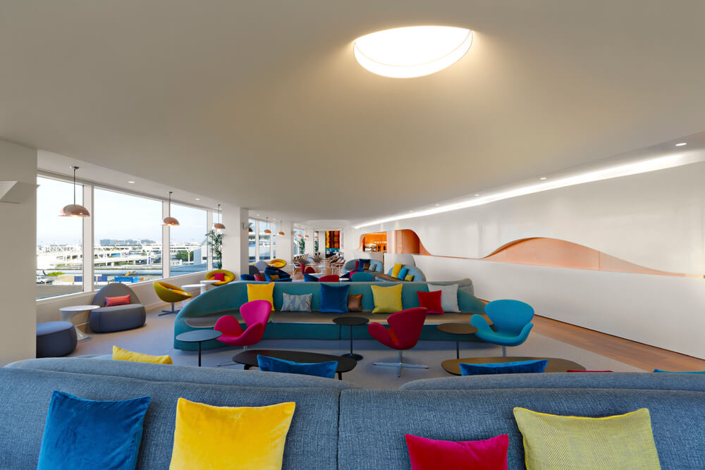 Virgin-Atlantic-LAX-Terminal-Lounge-Seating-Vibrant