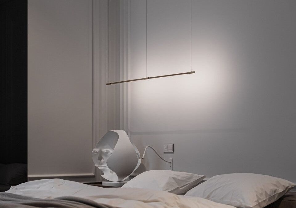 THIN Suspension & Floor Lamp Used in Colossus Apartment